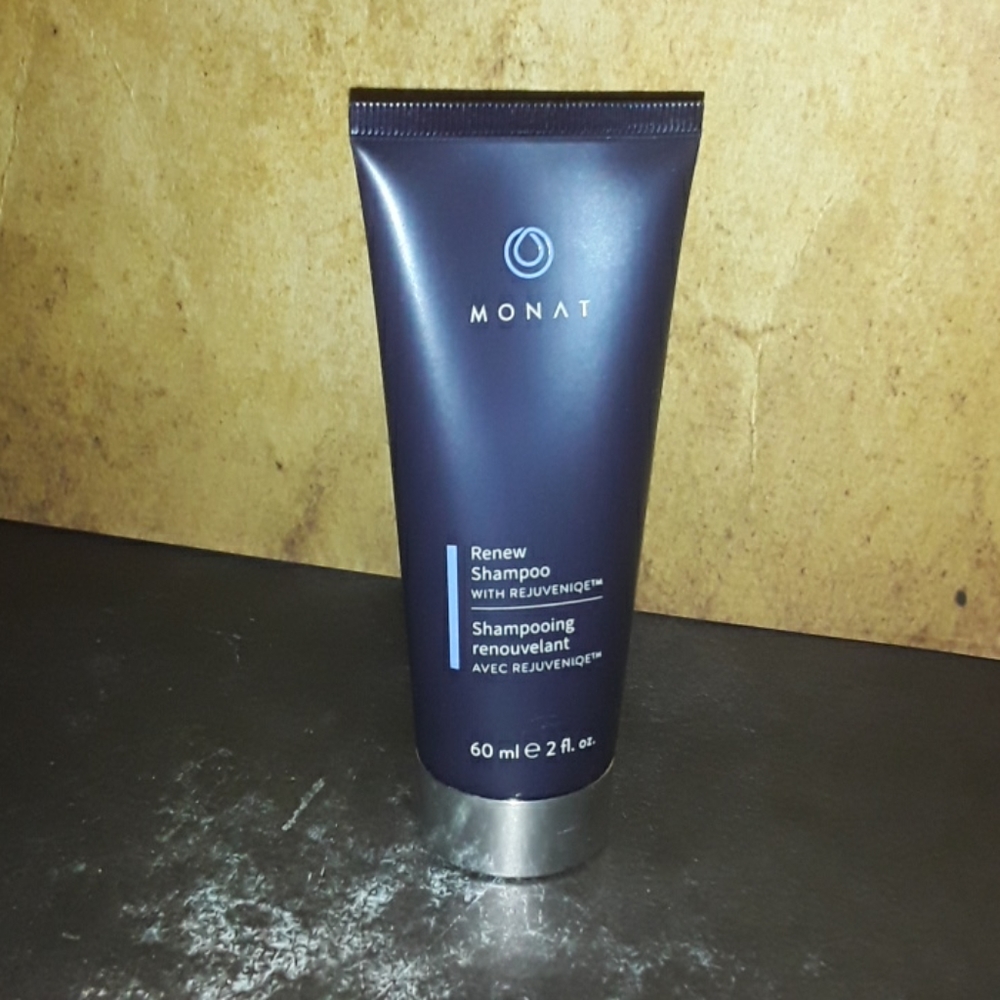 Monat TRAVEL SIZE Shampoo NEW